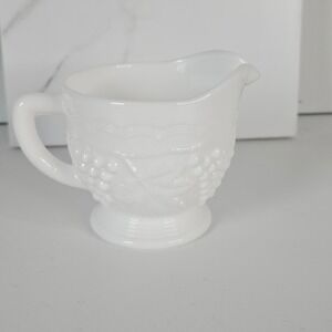 Indiana Glass Colony‎ Vintage Milk Glass Creamer Harvest Grape Vine Cottage Core